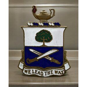 WWII US Army Pin 29th Infantry Regiment DI DUI Unit Crest Insignia